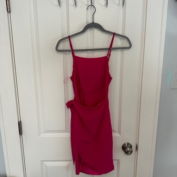 Superdown Morgan Layered Mini Dress - Picture 2 of 4